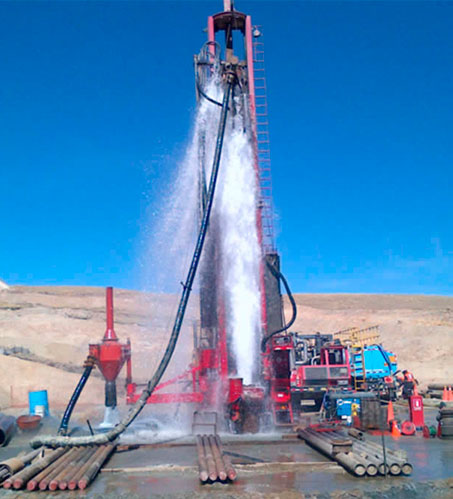 Perforación de pozo de agua tubular en pampas